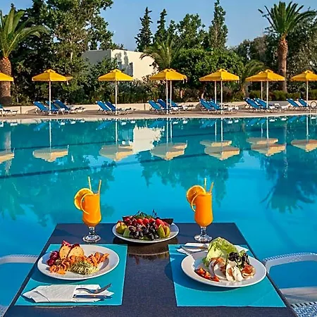 فندق Kipriotis Hippocrates 4*